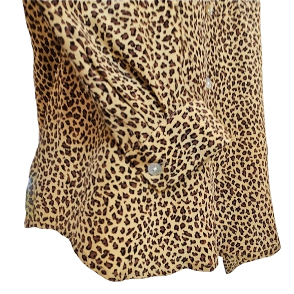Spencer Jeremy Petites 100% Silk Leopard Print Long Sleeve Button-Down Blouse MP - Picture 5 of 10